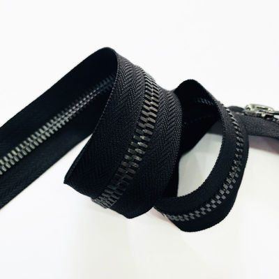 Accesorios de costura de extremo abierto de dos vías Tipo 3# 5# 8# cinta personalizada de color tira de latón cremallera para tela
