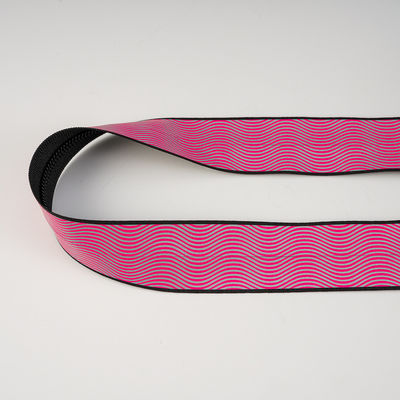Fábrica de venta al por mayor Custom 3# 5# 7# cerradura impermeable de nylon Auto Lock Varios tipos de cerradura de nylon para bolsas de ropa