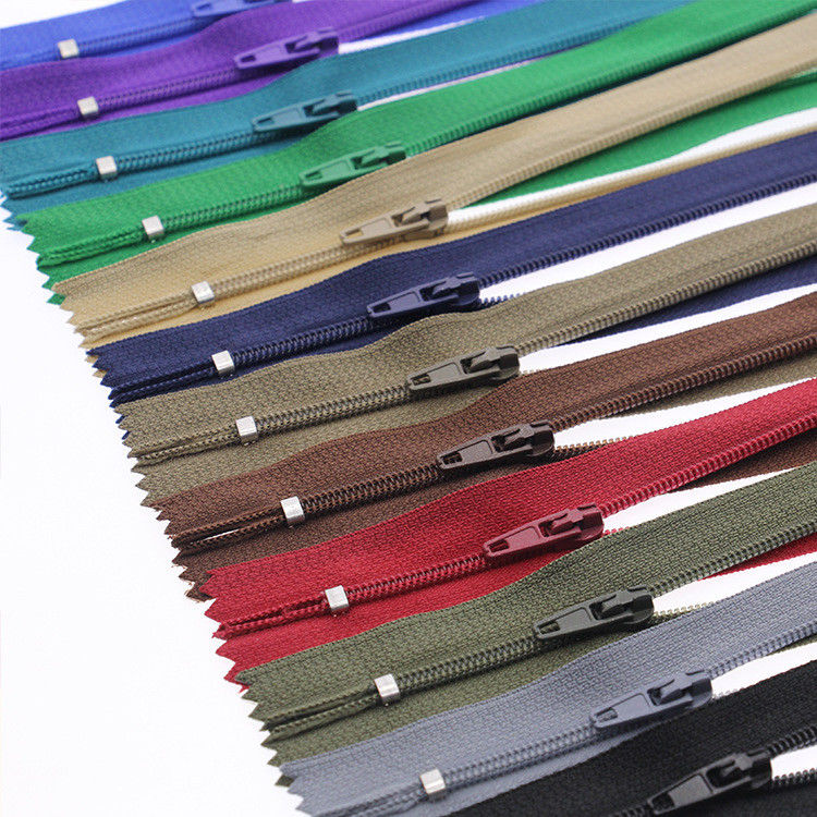 Hot wholesales cremallera Oeko-Tex 100 para bolsa cerrada con cerradura automática 3# cremallera de nylon para pantalones